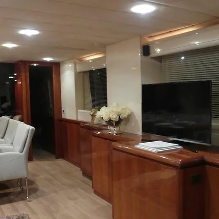 Christina Onassis Yachthotel Rotterdam