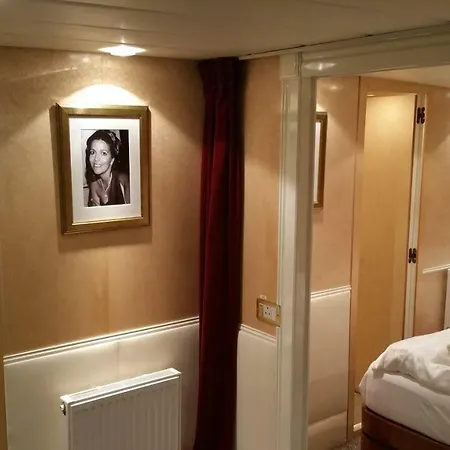 Hotel Christina Onassis Yachthotel