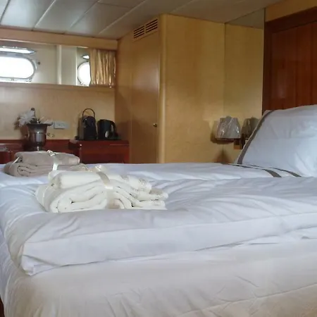 Christina Onassis Yachthotel
