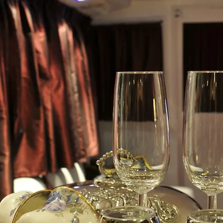Christina Onassis Yachthotel 4*