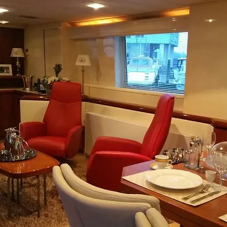 Christina Onassis Yachthotel Rotterdam