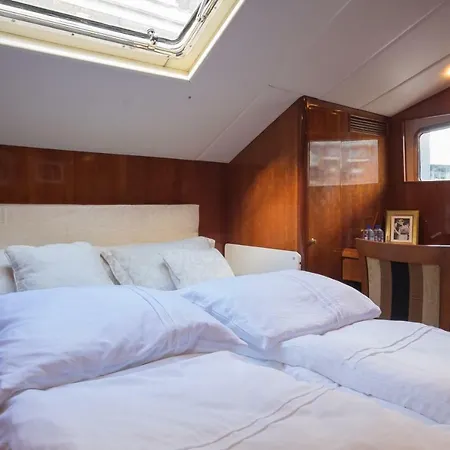 Hotel Christina Onassis Yachthotel Rotterdam