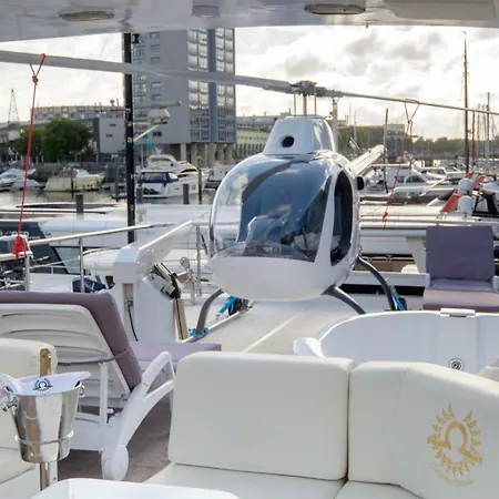 Christina Onassis Yachthotel