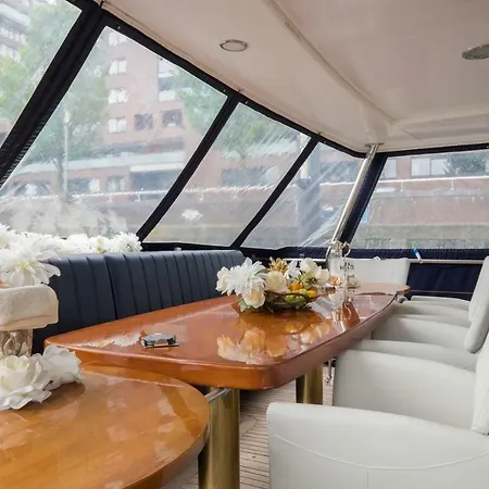 Hotel Christina Onassis Yachthotel Rotterdam